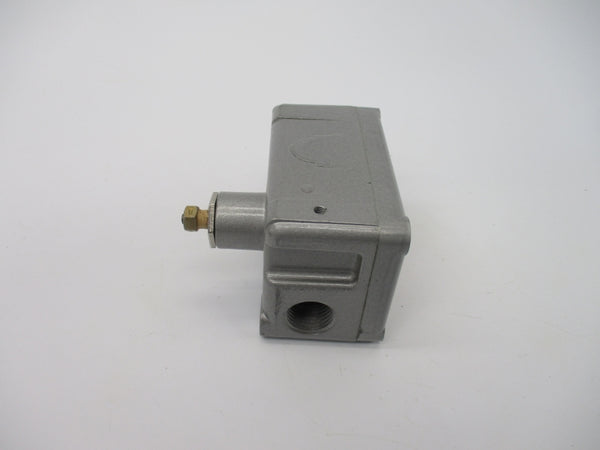MICRO SWITCH EX-AR1613 480VAC 15A NSNP