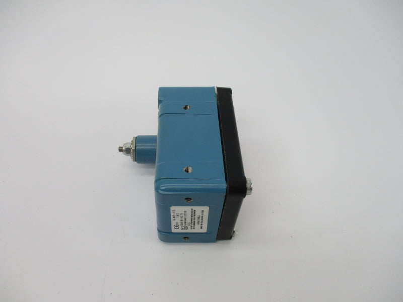 MICRO SWITCH EX-AR20 480VAC 15A NSNP