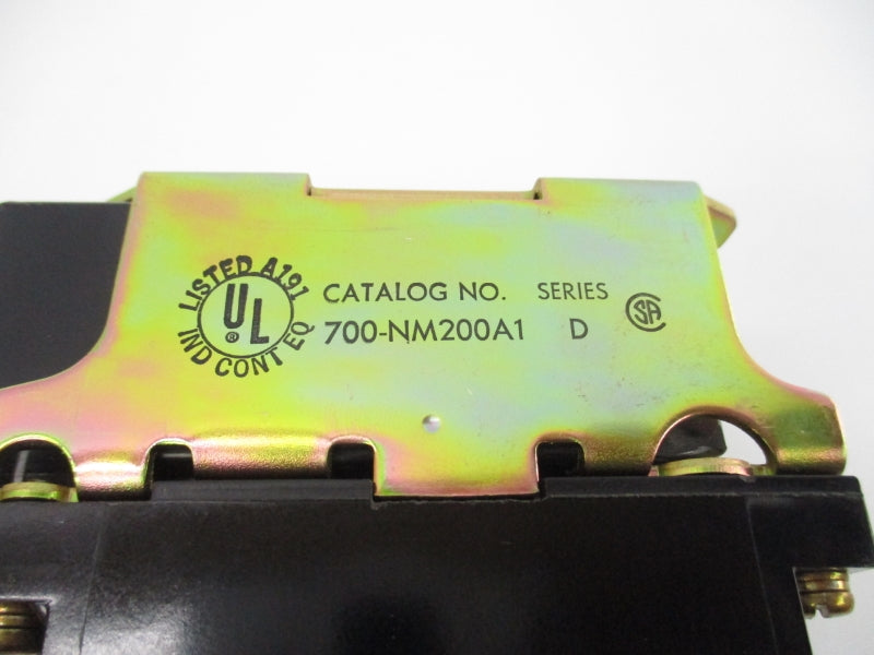 ALLEN BRADLEY 700-NM200A1 SER. D 110/120V NSNP