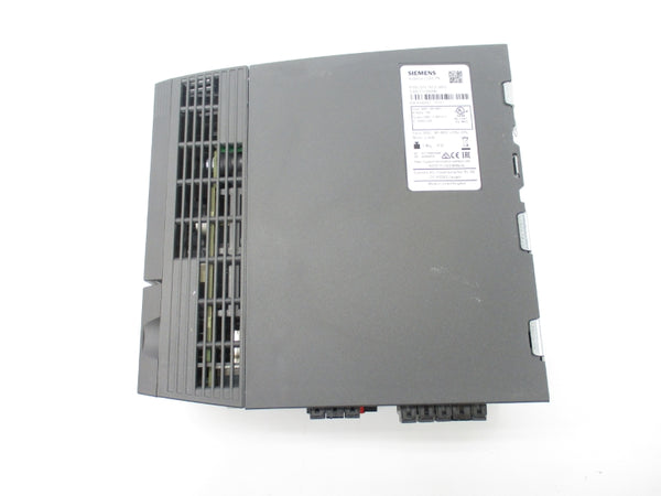 SIEMENS 6SL3210-1KE15-8AF2 400-480V 7.4A NSMP