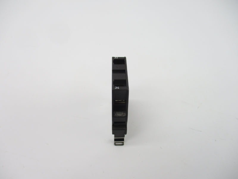 SCHMERSAL EF03.3 250VAC 8A NSNP