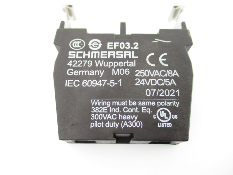 SCHMERSAL EF03.2 250VAC 8A NSNP