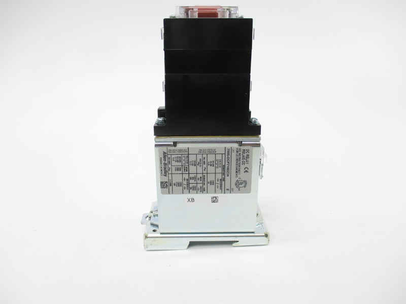 ALLEN BRADLEY 700S-DCP710DZ24 SER. E 24VDC (BR/WH) NSMP