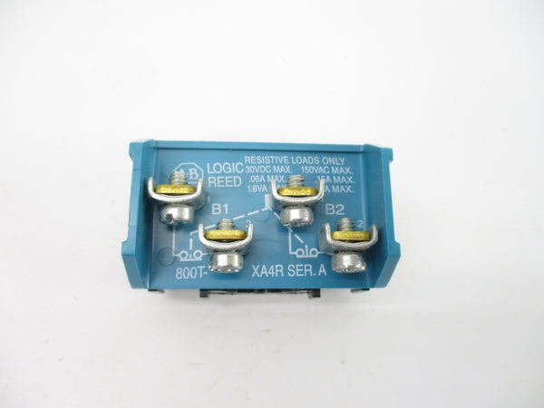 ALLEN BRADLEY 800TC-XA4R SER. A 150VAC 15A (WH) NSMP
