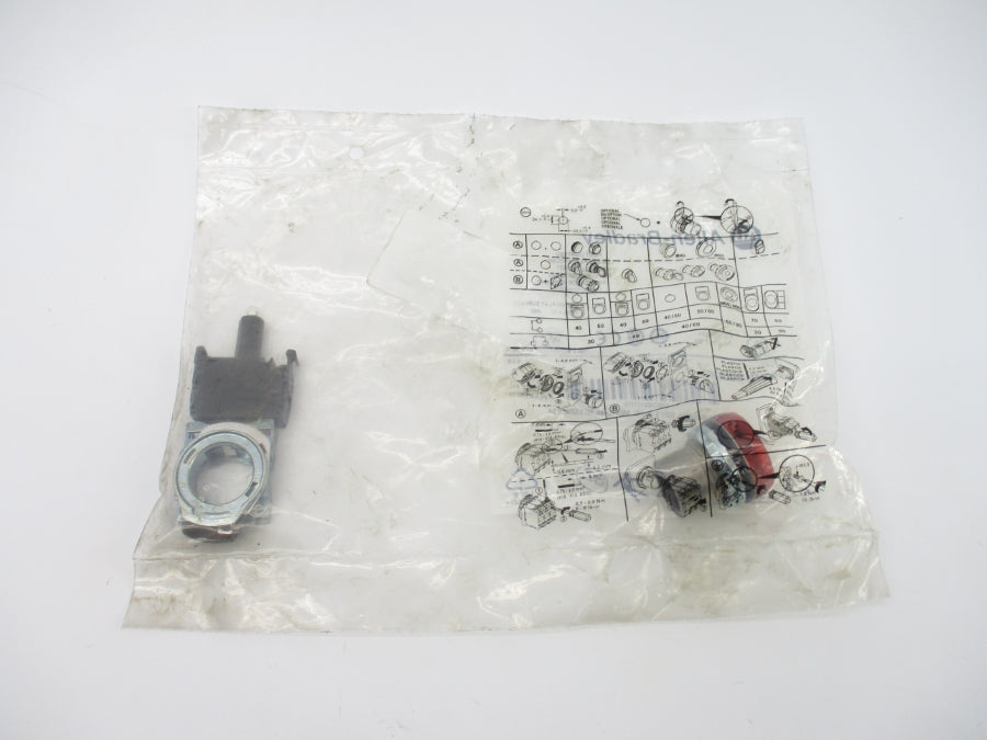 ALLEN BRADLEY 800FM-P4MN3R SER. A NSMP