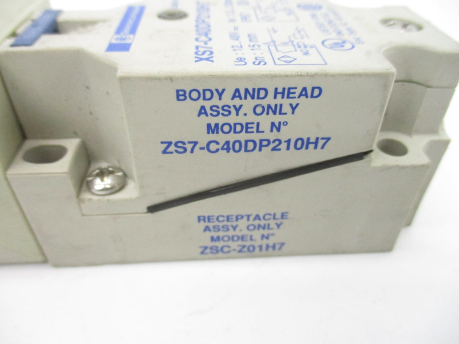 TELEMECANIQUE XS7-C40DP210H7 12-48V NSNP