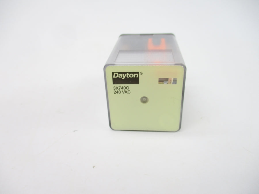 DAYTON 3X740O 240VAC 10A NSMP