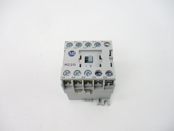 ALLEN BRADLEY 700DC-M220D24S SER. A 24VDC (WH) NSMP
