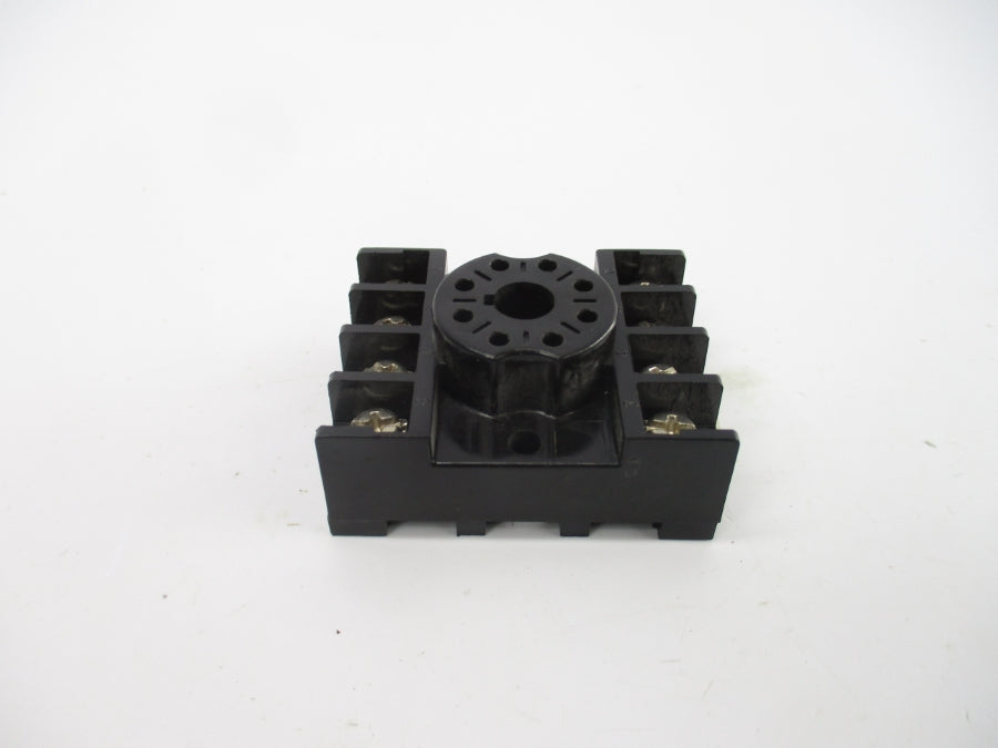 SELECTA SR67083A 300V 10A NSNP