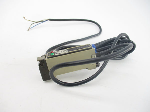 OMRON E3X-A41 10-30VDC 2M NSMP