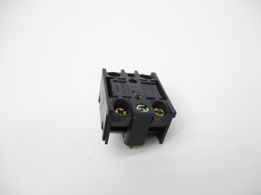 GENERAL ELECTRIC CR304XC10B 300V (AS PICTURED) NSNP