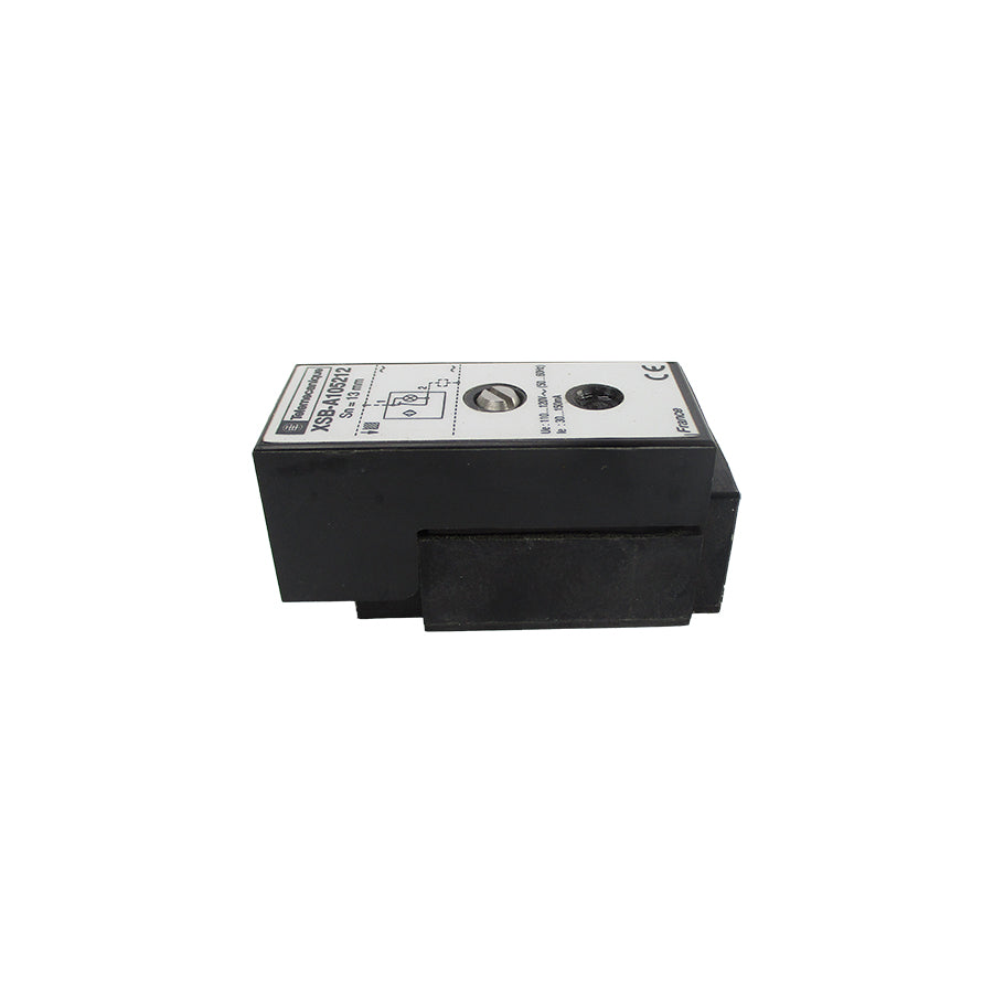 TELEMECANIQUE XSB-A105212 110/120V NSNP