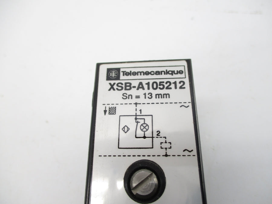 TELEMECANIQUE XSB-A105212 110/120V NSNP