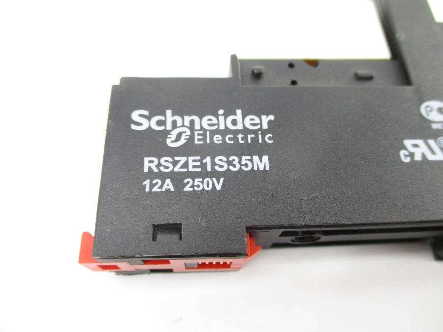 SCHNEIDER ELECTRIC RSZE1S35M RSB1A120F7 120V  NSNP