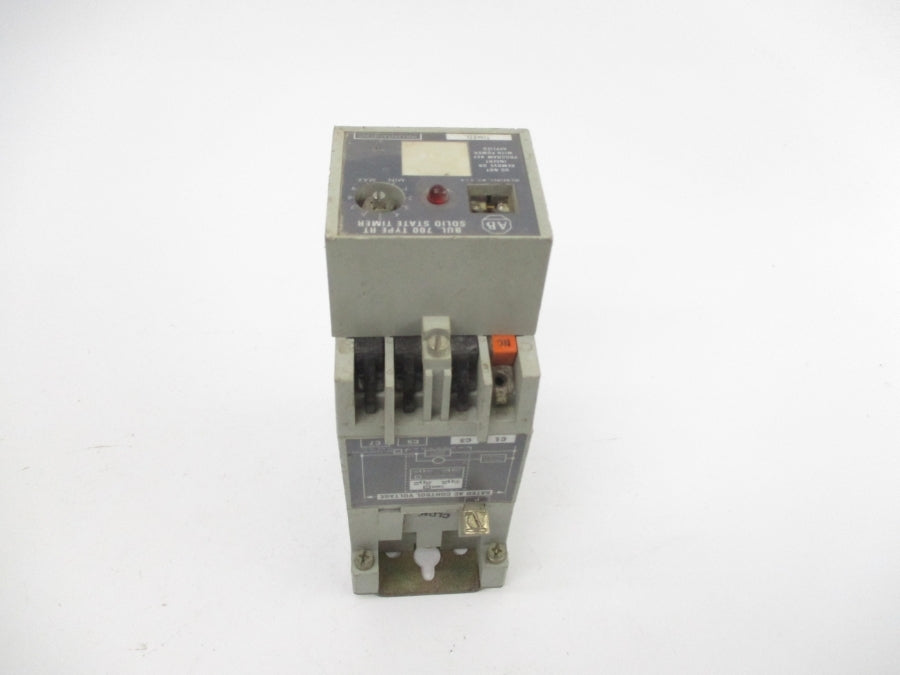 ALLEN BRADLEY 700-RT00N000A1 SER. B 110/120VAC 30A UNMP