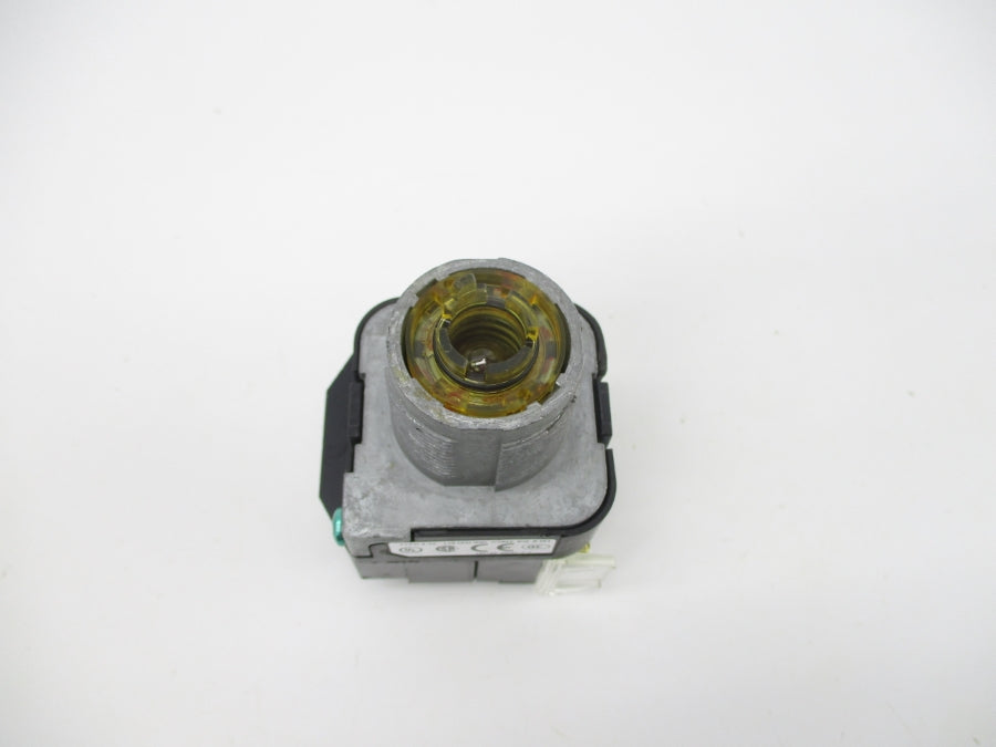 ALLEN BRADLEY 800T-16HX2KB6AX SER. U 120V (AS PICTURED2) NSNP