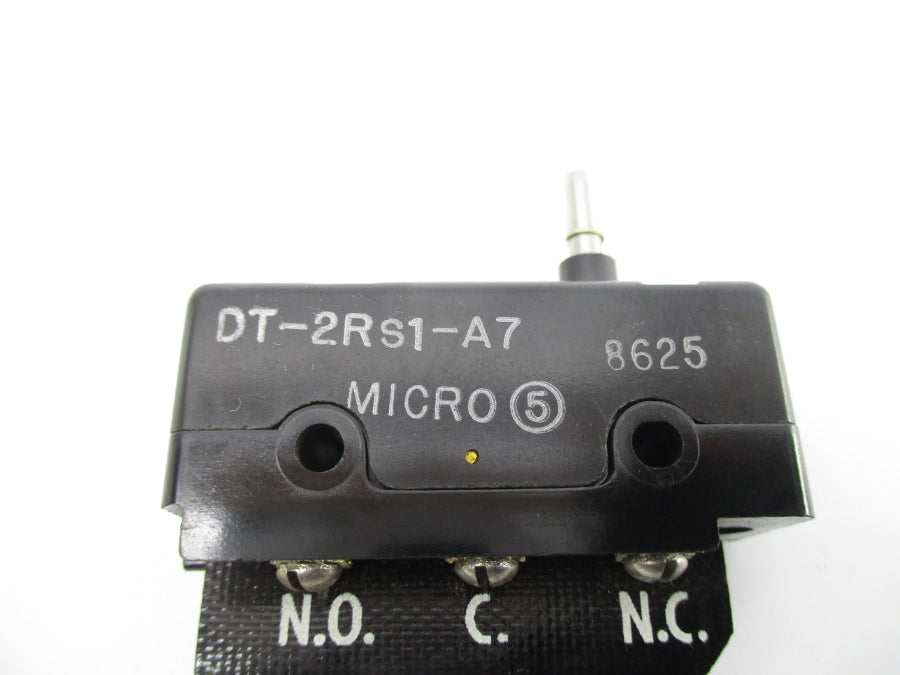 MICRO SWITCH DT-2RS1-A7 250VAC 10A NSNP