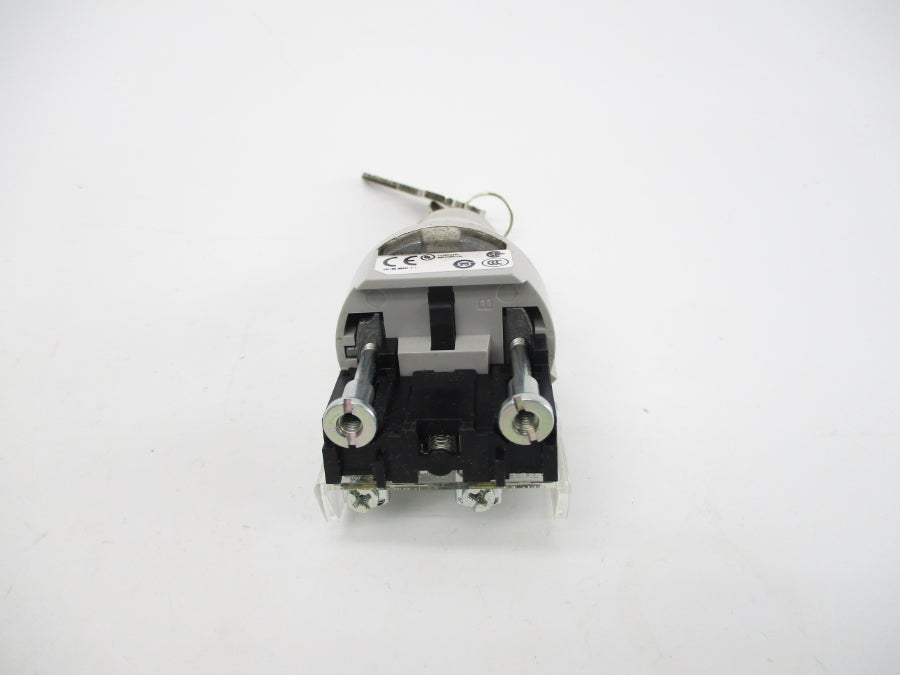 ALLEN BRADLEY 800T-H31A SER. T (AS PICTURED) NSNP