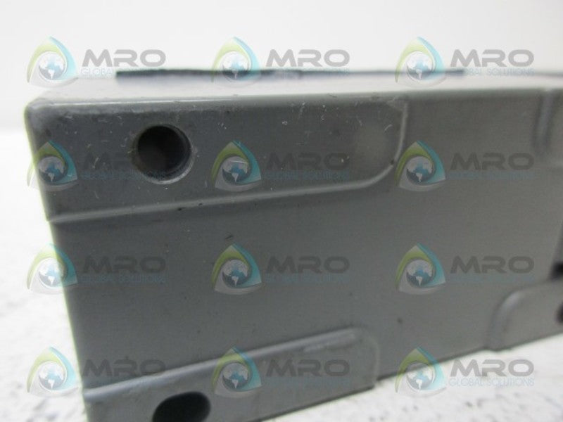 CUTLER HAMMER E51DF3 FIBER OPTIC PROXIMITY SWITCH UNMP
