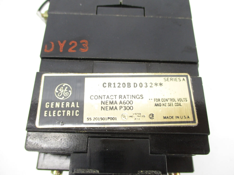 GENERAL ELECTRIC CR120BD03241 SER. A 125VDC NSNP