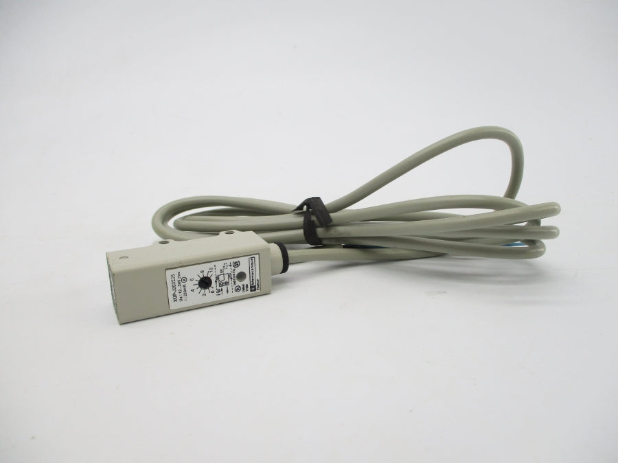 TELEMECANIQUE XUP-J203235 12-24V NSMP