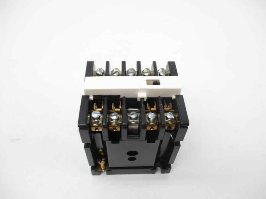 GENERAL ELECTRIC CR120A00402AA 115V 10A NSMP