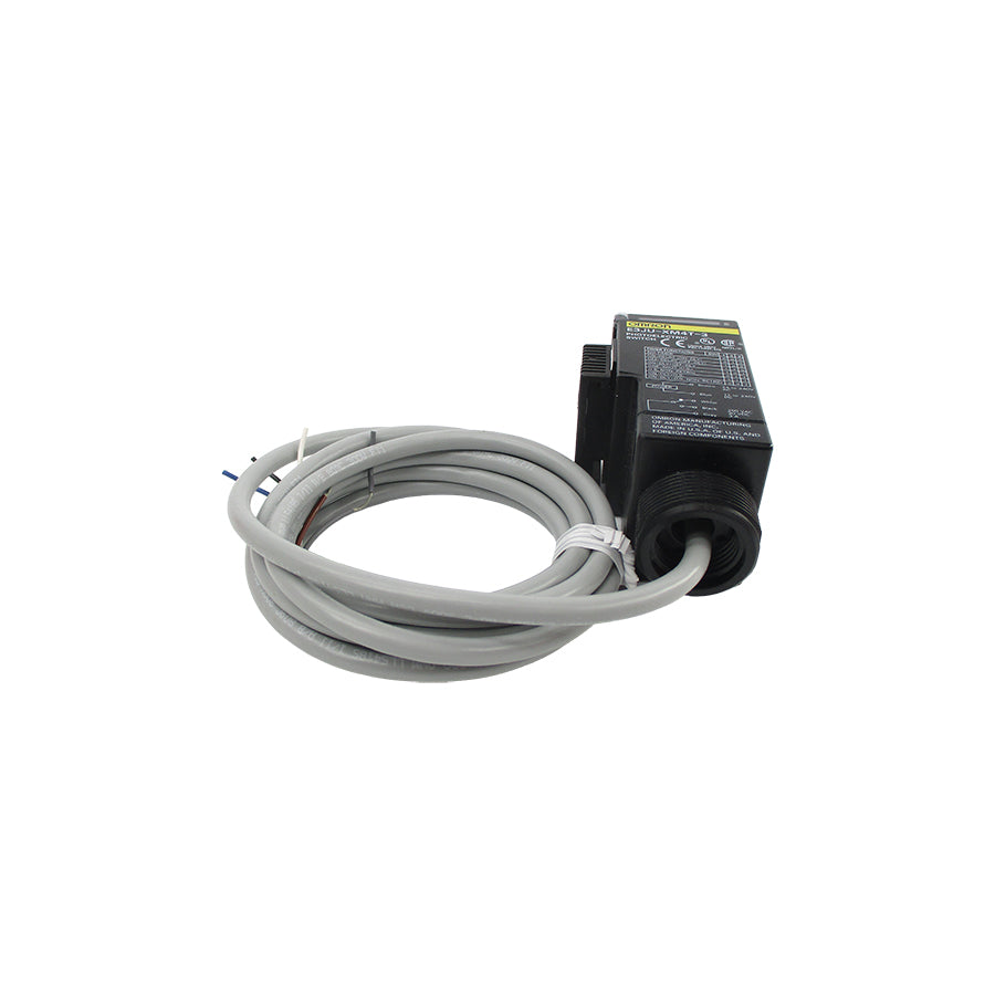 OMRON E3JU-XM4T-3 250VAC 3A NSNP