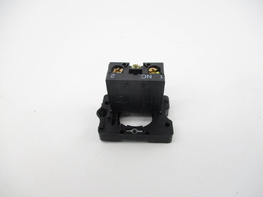 TLEMECANIQUE ZB2-BE102 600V 10A (AS PICTURED) NSNP
