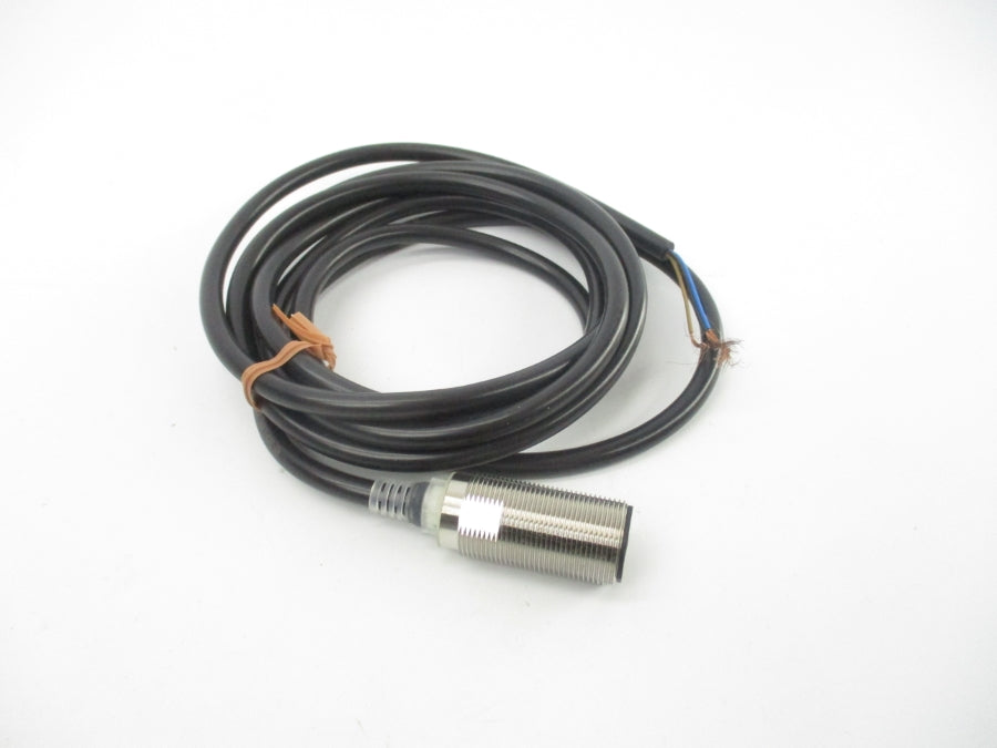 OMRON E2E-X14B1T18-R 10-30VDC NSNP