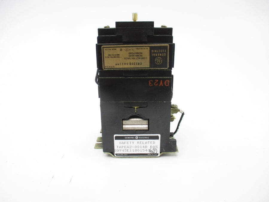 GENERAL ELECTRIC DD945E118P1540 CR120BD03241 SER. A 125VDC 10A NSMP