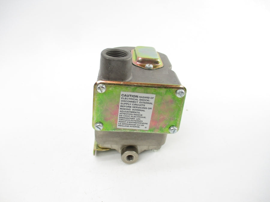 BRAKSDALE DPD1T-A150SS 480V 3A 1.5-150PSI NSNP