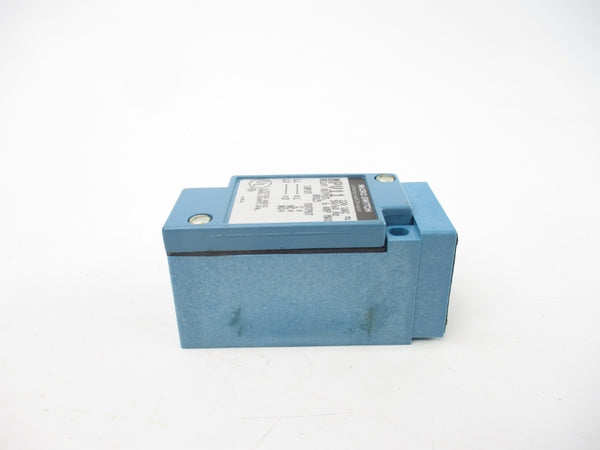 MICRO SWITCH MPV11 120VAC 6A NSNP