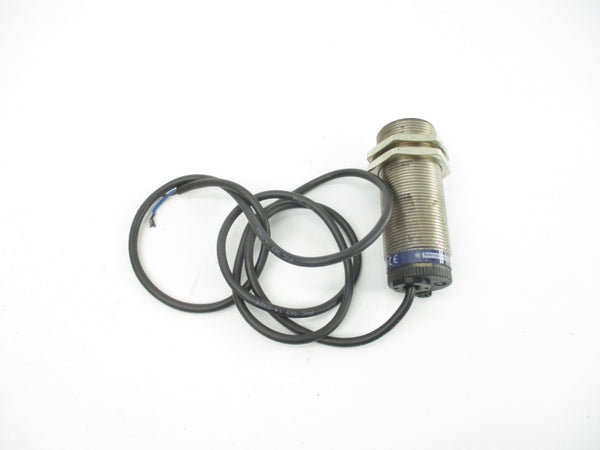 TELEMECANIQUE XSAV01801 24-240V UNMP