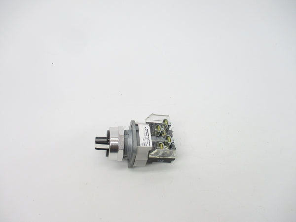 ALLEN BRADLEY 800T-J2A SER. T NSNP