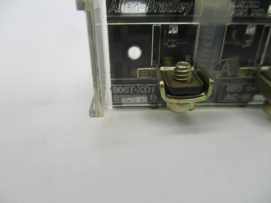 ALLEN BRADLEY 800T-XD1 SERE. D NSNP