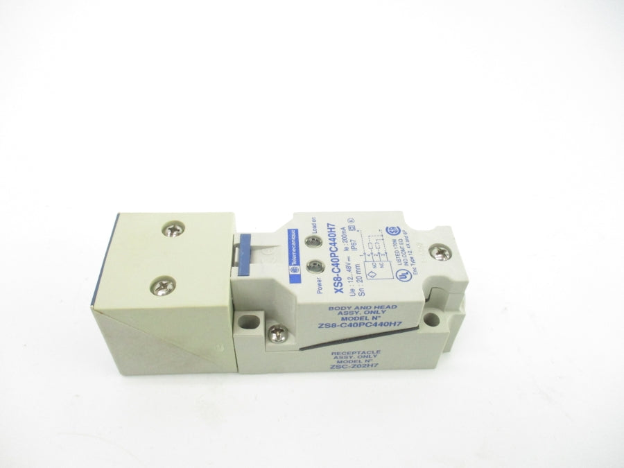 TELEMECANIQUE XS8C40PC440H7 12-48V NSMP