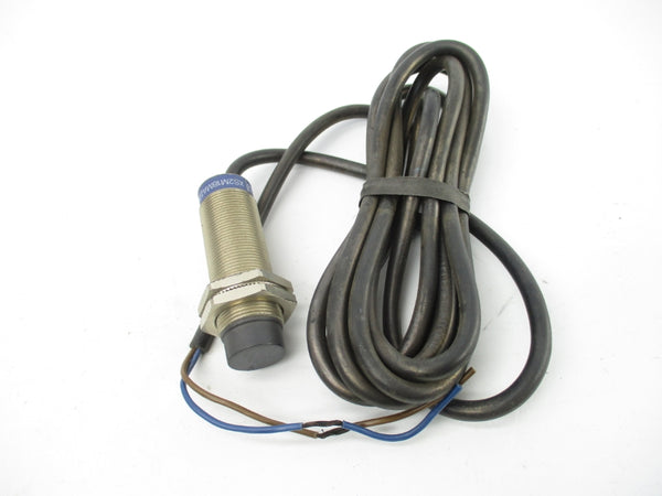 TELEMECANIQUE XS2M18MA230 24-240V NSNP