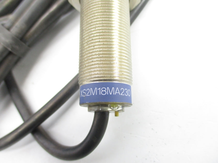 TELEMECANIQUE XS2M18MA230 24-240V NSNP