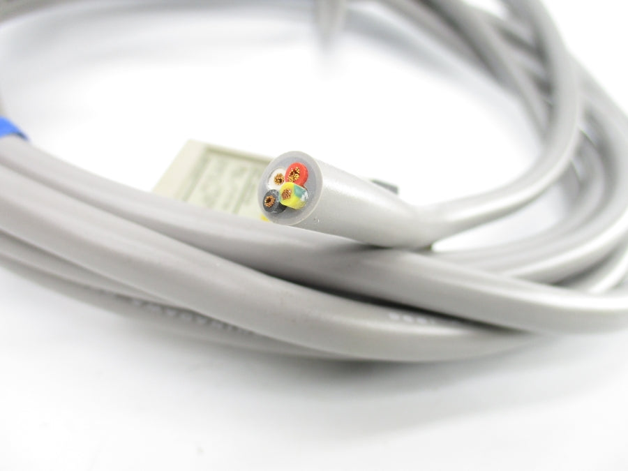 OMRON D4C-2202 125V 2A UNMP