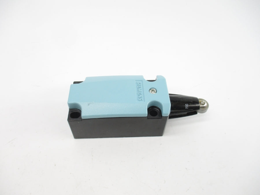 SIEMENS 3SE5112-0LD02 230VAC 1.5A NSNP