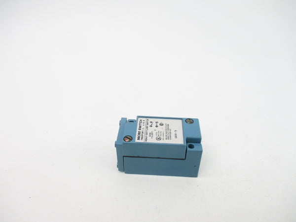 MICRO SWITCH LSJ1A-7A 600VAC 10A (AS PICTURED) UNMP