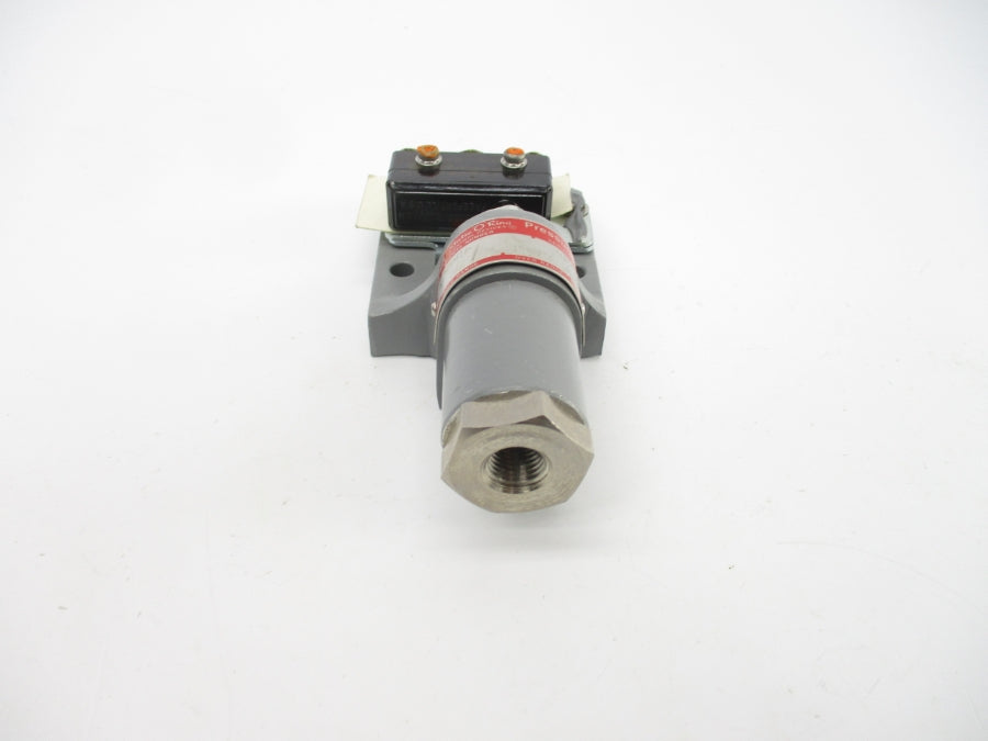 STATIC-O-RING 6H3-K2-N4-F1A 7-30PSI NSNP
