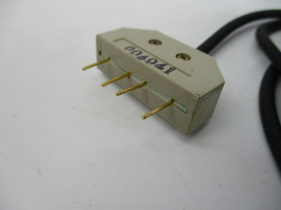 OMRON E2CD-X5C3A (AS PICTURED) UNMP