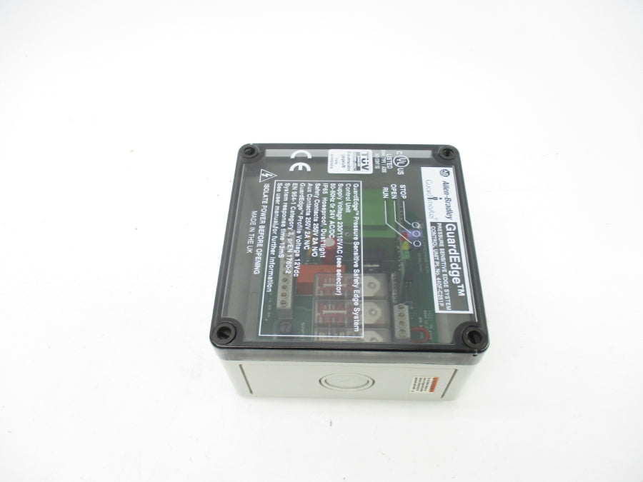 INUDSTRIAL SPARE PART 440F-C251P SER. A 110/230VAC 2A (WH) NSMP