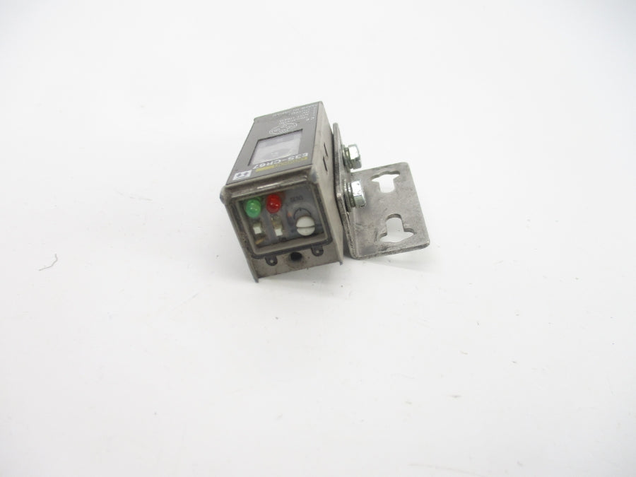 OMRON E3S-CR67 10-30VDC UNMP
