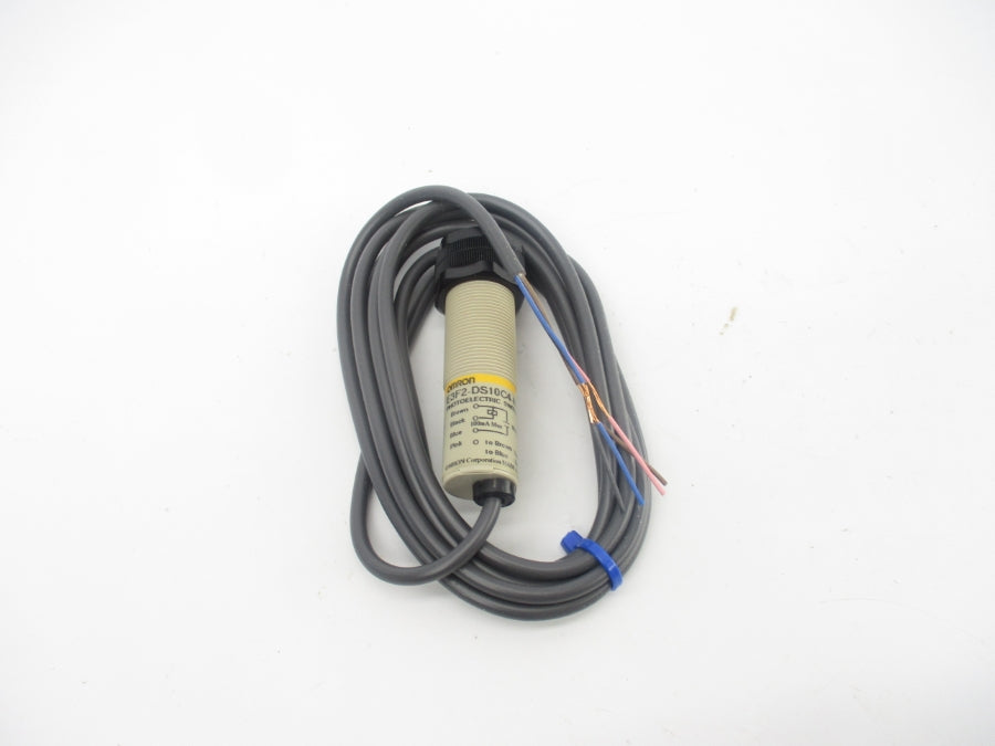 OMRON E3F2-DS10C4-N 10-30VDC NSMP