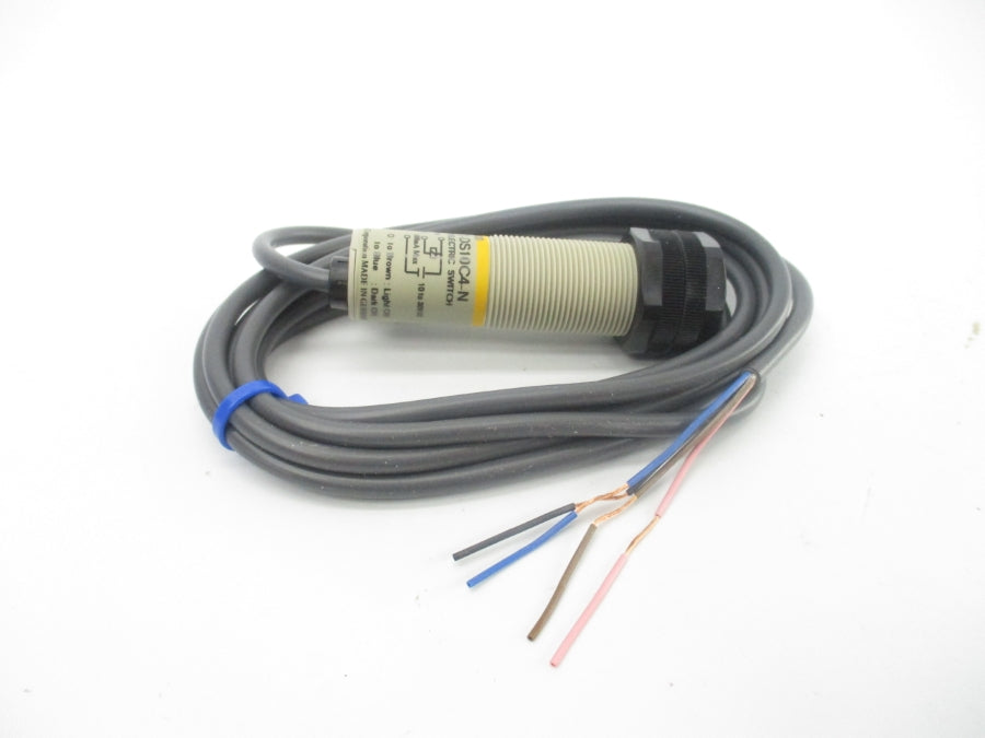 OMRON E3F2-DS10C4-N 10-30VDC NSMP