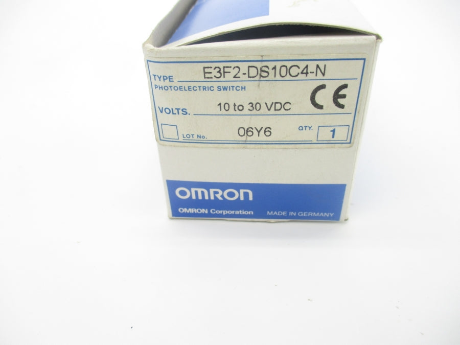 OMRON E3F2-DS10C4-N 10-30VDC NSMP