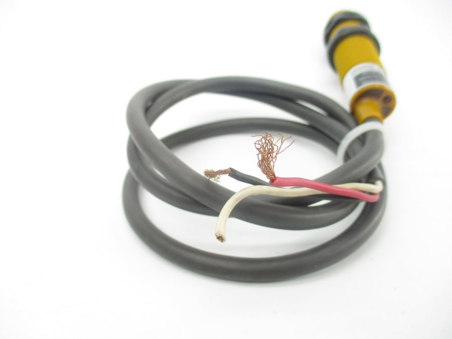 OMRON E3F-R2Z2 24-240VAC UNMP