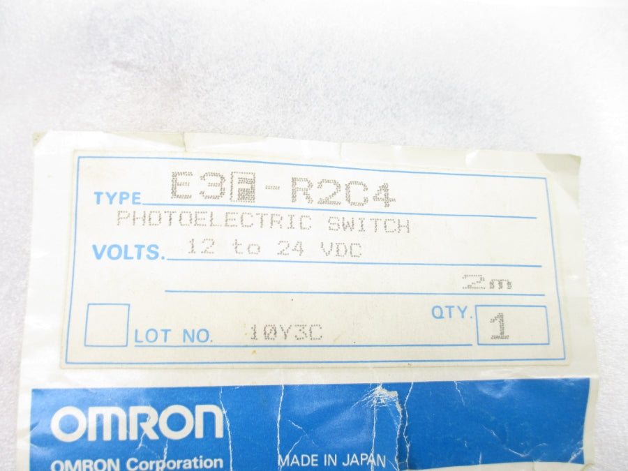 OMRON E3F-R2C4 12-24VDC 2M NSMP